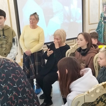 Юные актеры из Каменска-Уральского посетили «Малахитовую шкатулку»